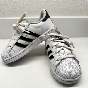 Adidas Super Star white & black size 10
